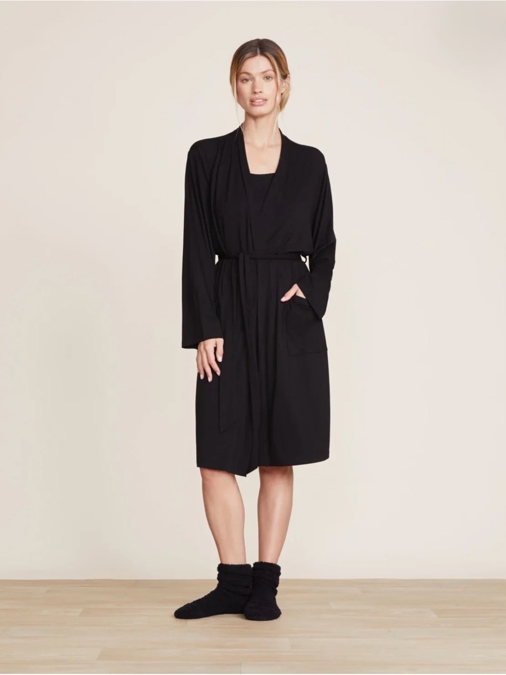 NWOT Barefoot Dreams Malibu Collection Black Robe